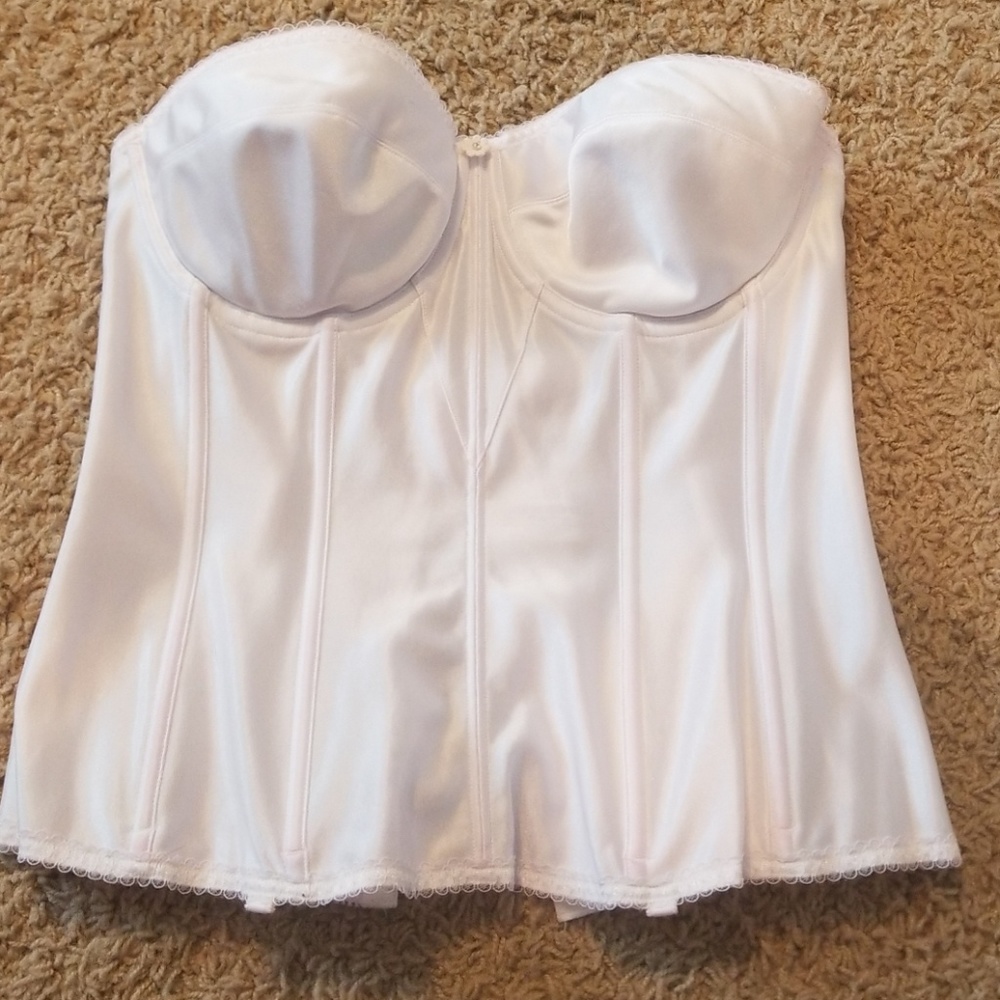 Dominique White Corsette 34D